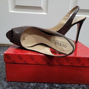 Guess GWCHANDRINKA2-Dark Brown Size 6.5M